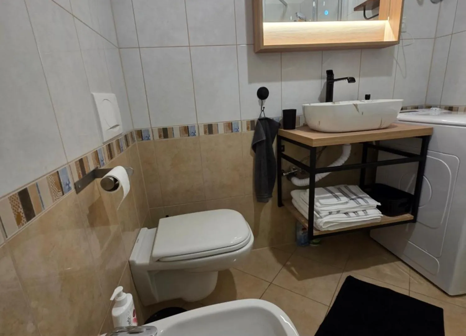 Charming One Bedroom Apartment In Vrsar Old Town