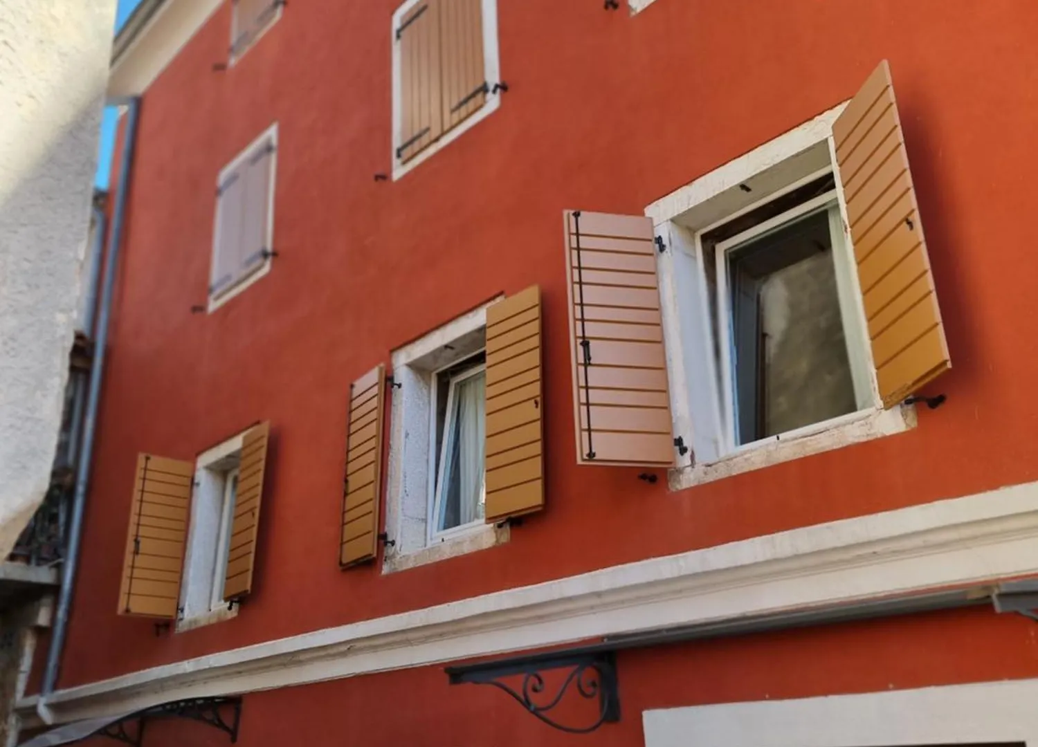 Charming One Bedroom Apartment In Vrsar Old Town